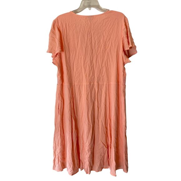 NWT Torrid Peach Flowy V-Neck Dress With Crochet Details & Tassel Tie Size 1 - Picture 2 of 11